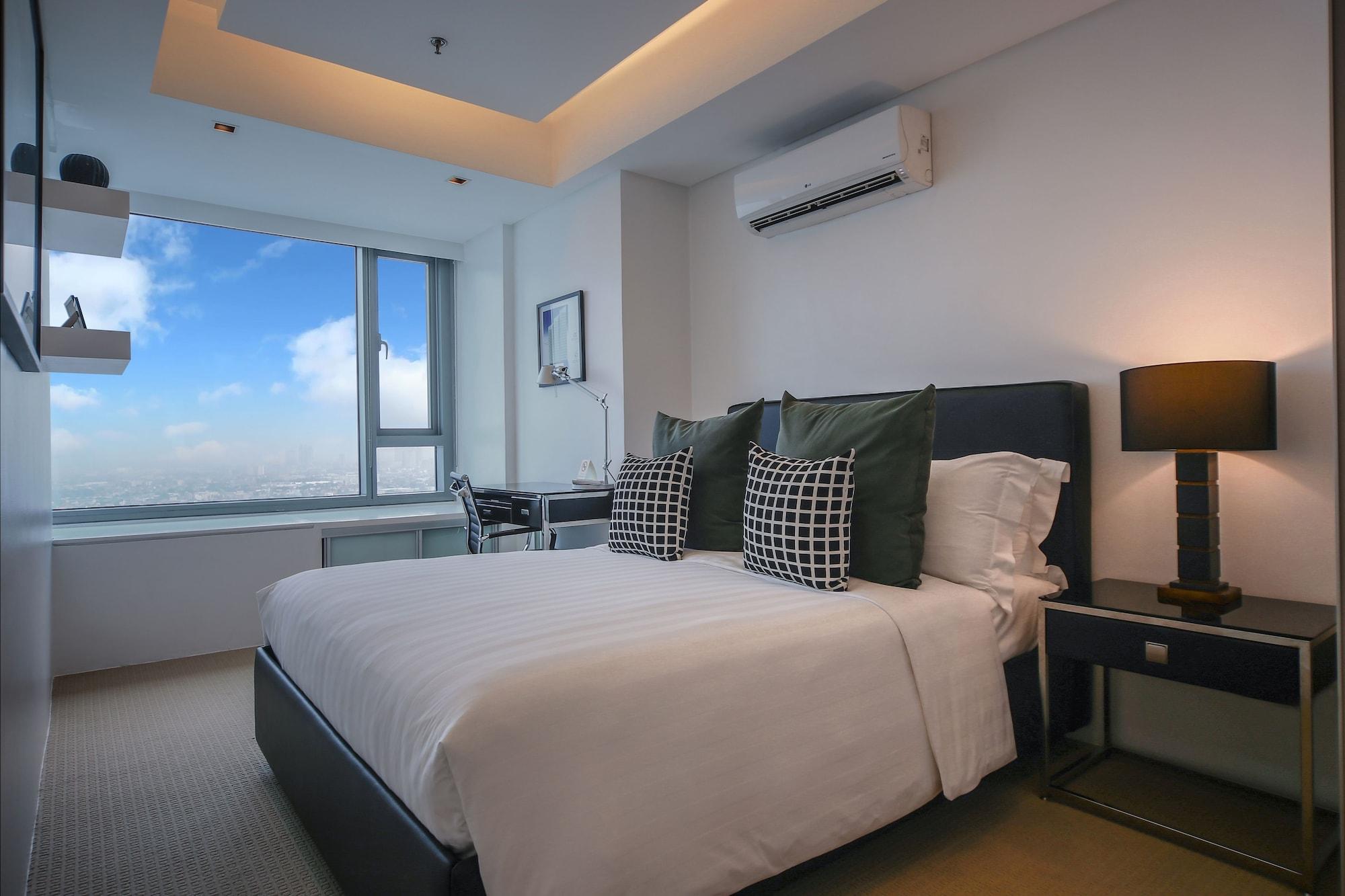 The Alpha Suites Макати Экстерьер фото