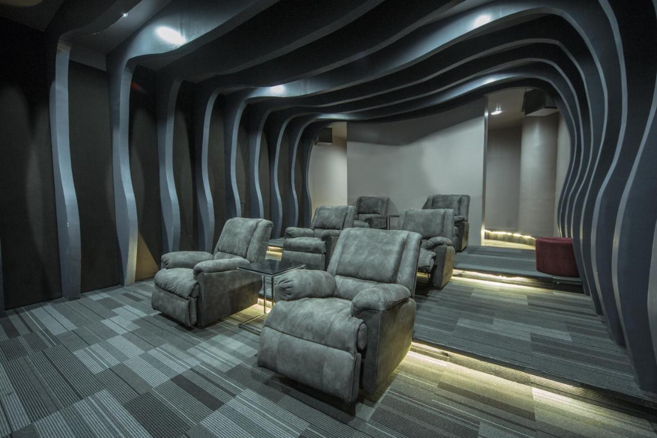 The Alpha Suites Макати Экстерьер фото